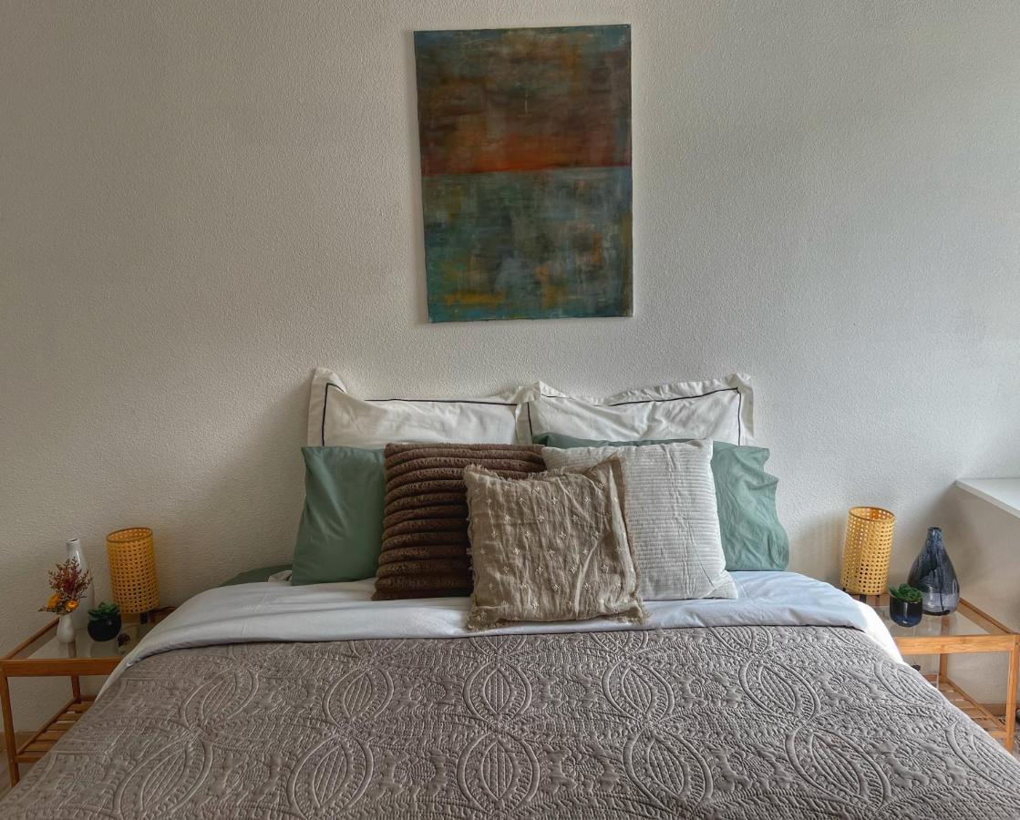 פרובן La Voulzie Appartement - Proche Centre Avec Parking Prive מראה חיצוני תמונה